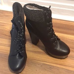 Black lace up boots